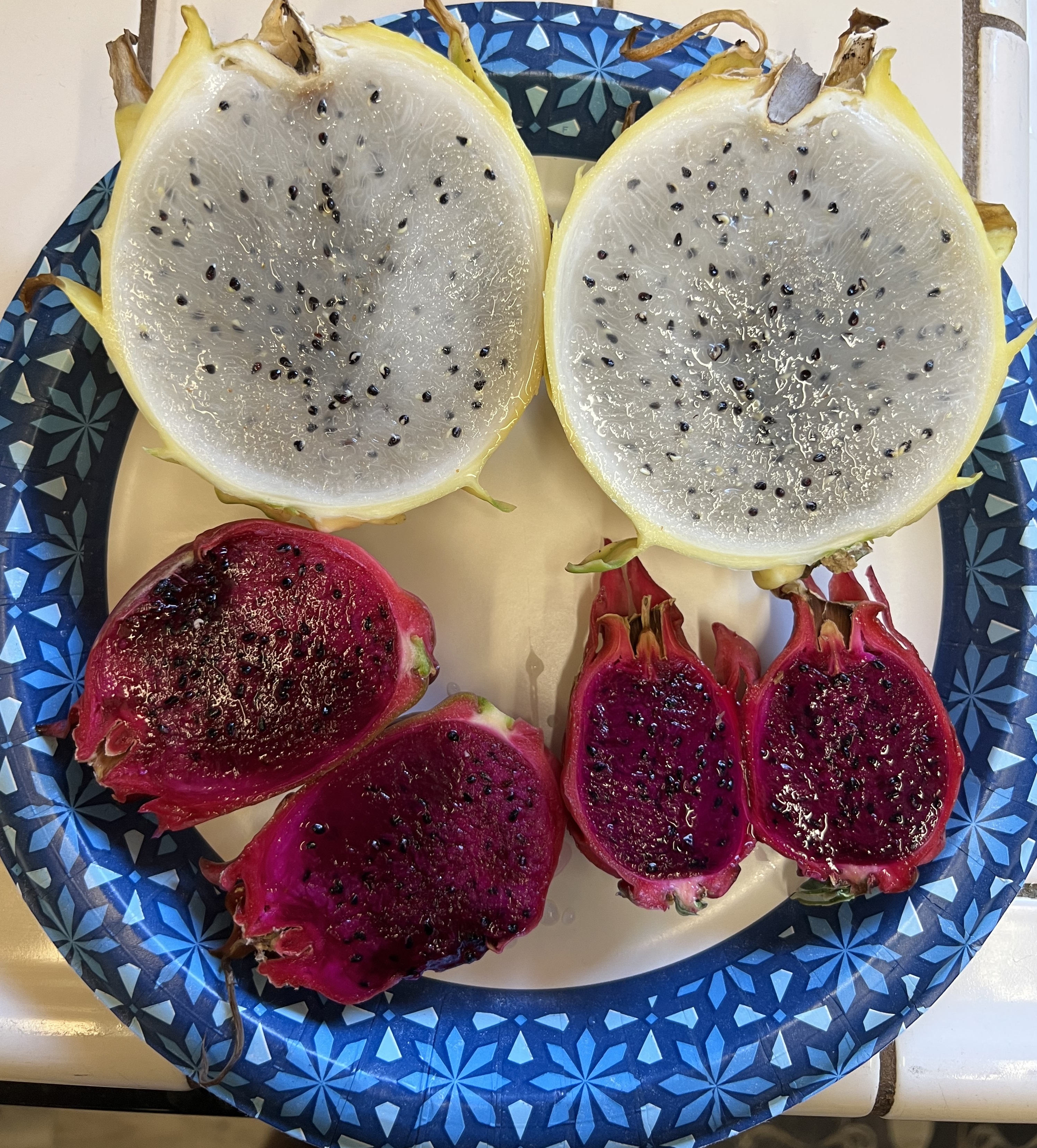 Photo of fruits cut open